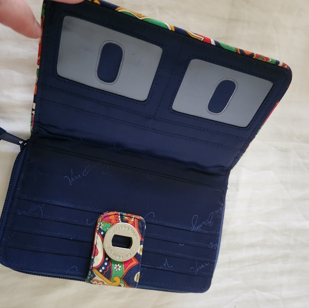 Vera Bradley Wallet - Picture 8 of 9